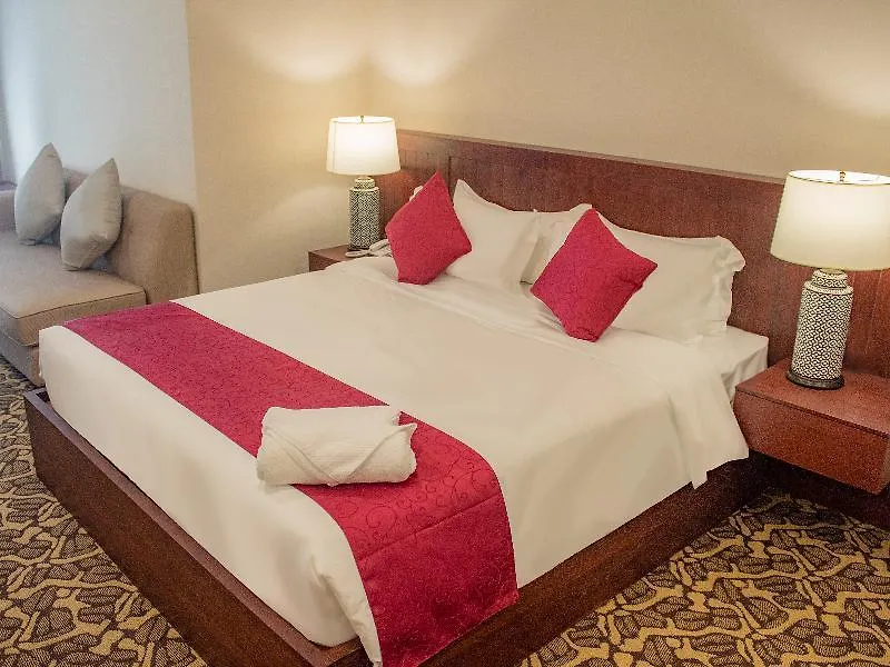 Oyo Home 44077 The Platinum Hotel & Suites- King Malacca
