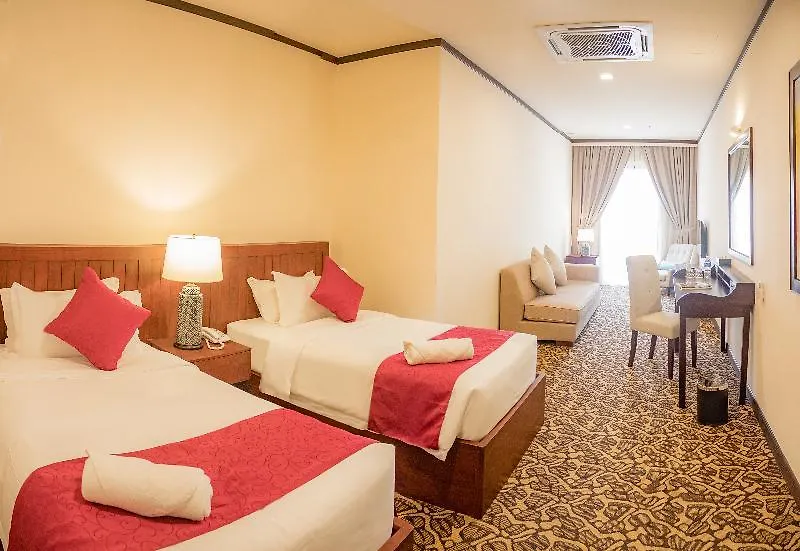 Oyo Home 44077 The Platinum Hotel & Suites- King Malacca