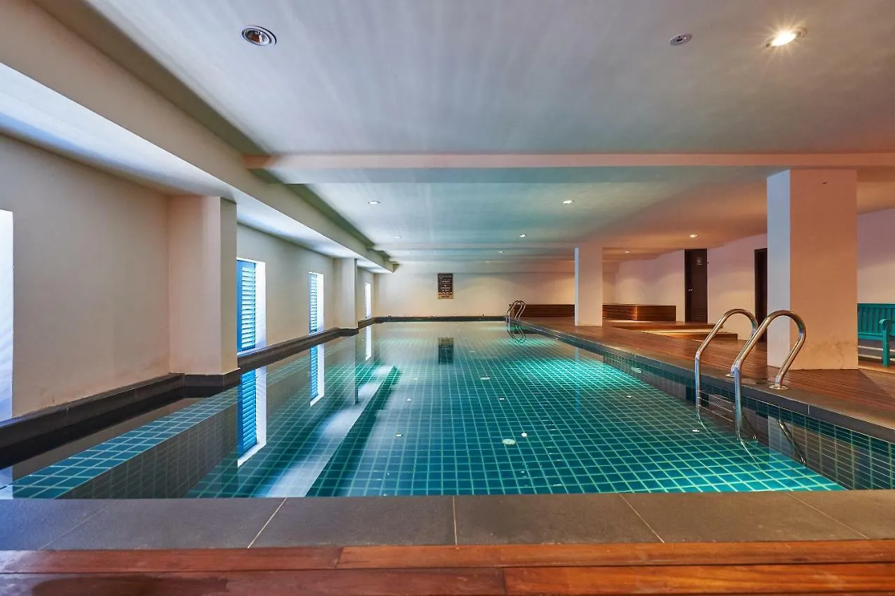 Oyo Home 44077 The Platinum Hotel & Suites- King Malacca