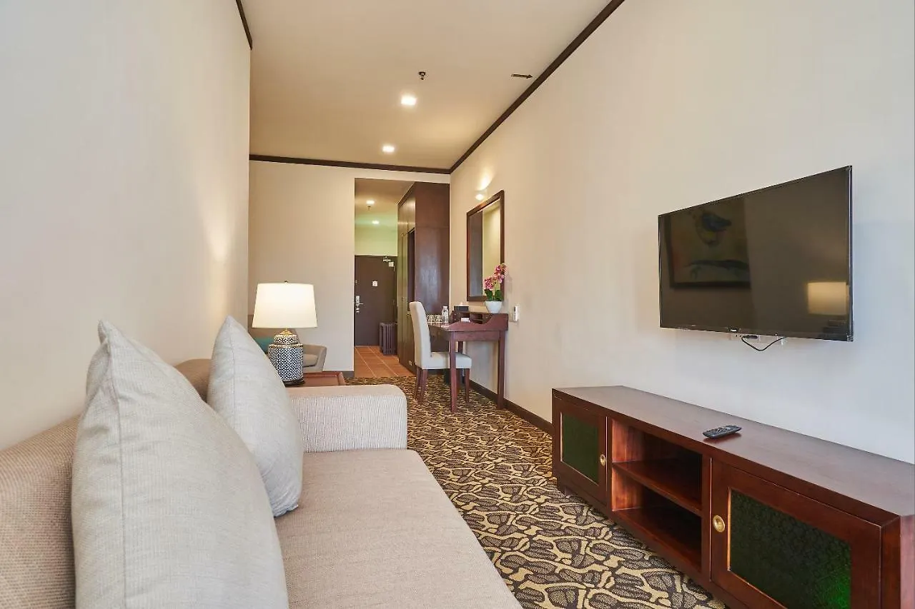 Oyo Home 44077 The Platinum Hotel & Suites- King Malacca